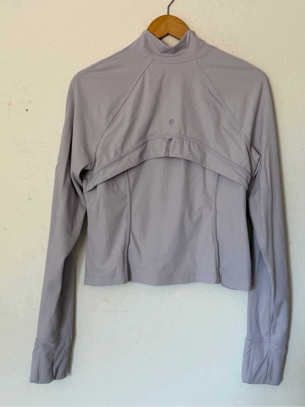 Lululemon define jacket size 14 - Picture 5 of 5